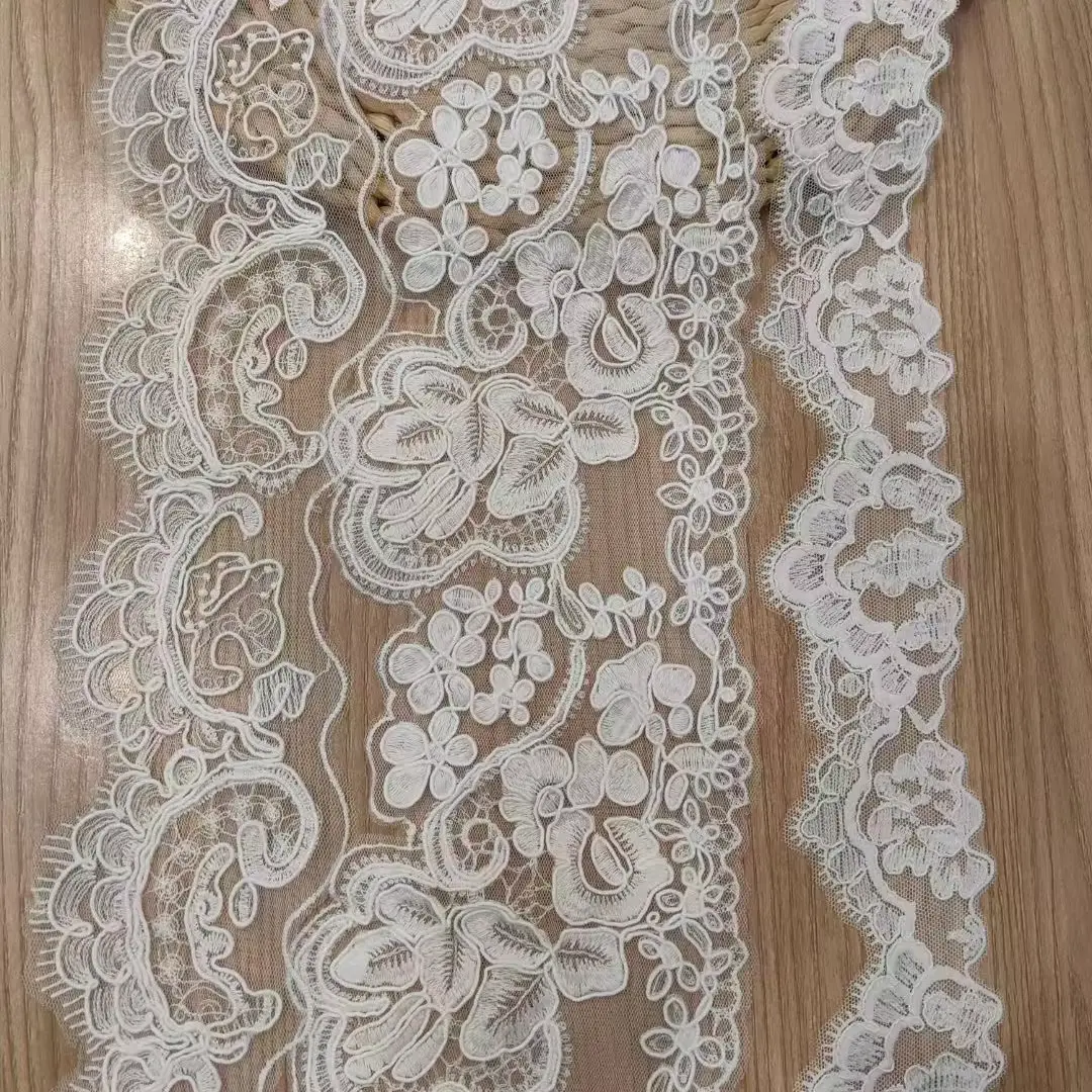 Customizable Fashionable And Exquisite Mesh Polyester Embroidered Lace For Women S Clothing