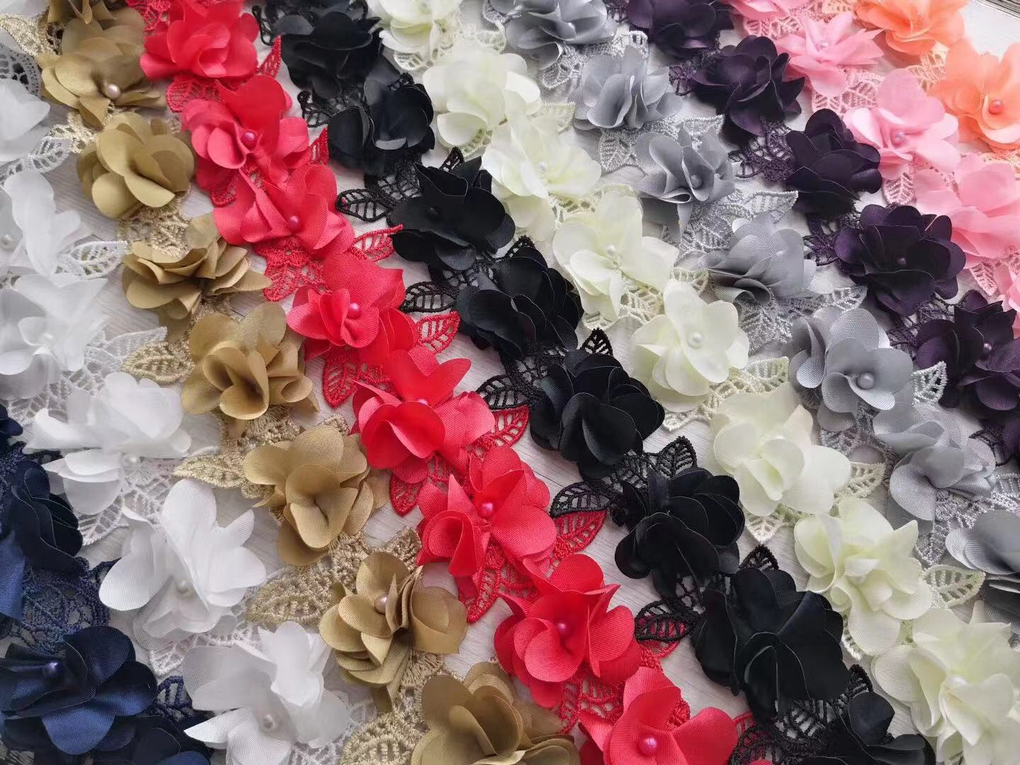 New Arrival Decorative Clothing Sewing Beautiful Braided Sequined Pearl Beaded Lace Trims